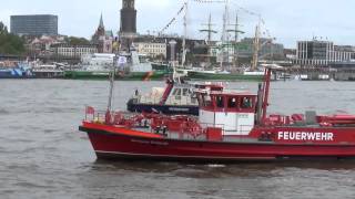 Hafengeburtstag Hamburg 2015  Schiffe auf der Elbe [upl. by Iand]