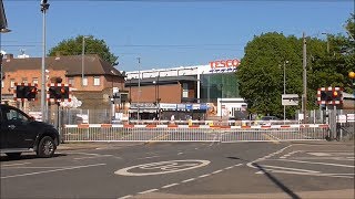 Highams Park Level Crossing [upl. by Raeann]