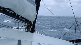 Archives du Vendée Globe 2016  Jean Le Cam dans la tempête [upl. by Ezequiel]