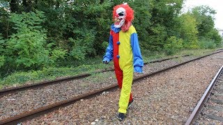 3 YOUTUBER TUER PAR DES CLOWN TUEUR [upl. by Maiga]