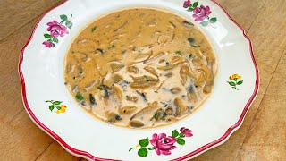 Soupe aux champignons de Paris  Recette facile [upl. by Airekat]