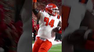 OFFENSIVE LINEMEN Brandon Henderson Scores TD 😱 collegefootball illinois football [upl. by Barabas]