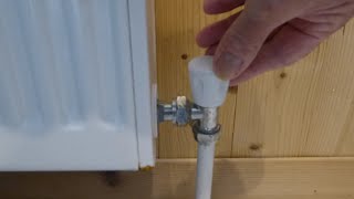 How to turn different radiator valves off [upl. by Nahtnahoj]