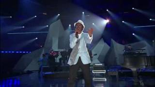 KNaan  Wavin Flag feat Drake Justin Bieber amp Nikki Yanofsky 2010 Juno Awards Live 720p HD [upl. by Ellednek]