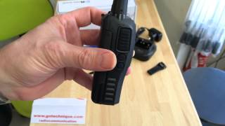 Talkie Walkie Midland G15 PMR446 UHF Presentation Go Technique [upl. by Eeryt807]