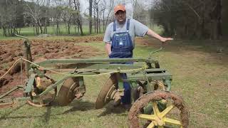 Plowing with a John Deere 402 Disc Plow [upl. by Rexfourd]