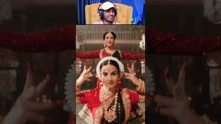 Vidya Balan and Madhuri Dixit SUPER ACTION vidyabalan madhuridixit [upl. by Notnil]