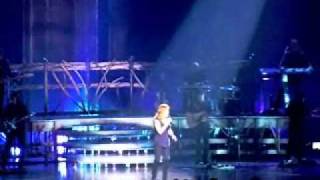 Reba McEntire Concert 111211 [upl. by Bock]