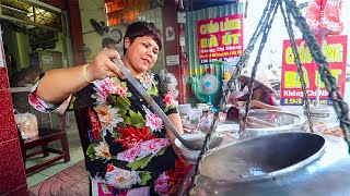 Chao Long That Vietnamese Celebrities Have To Eat Saigon Breakfast Tour [upl. by Nicol]