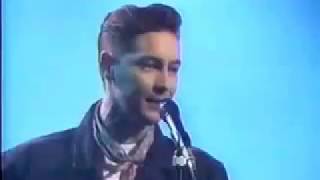 AZTEC CAMERA  SOMEWHERE IN MY HEART Best Live Performance w lyrics [upl. by Ecadnarb]