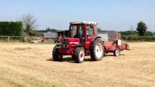 International 885XL amp B47 Baler [upl. by Nisse]