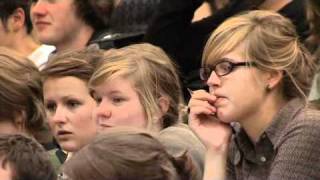 Openingscollege Bart De Wever begeestert studenten [upl. by Dnomaj]