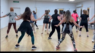 BEYONCÉ Crazy in love  ZUMBA  Dorin Abraham [upl. by Dlared505]