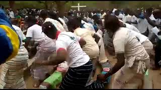 Chorale catholique  chant de remerciement [upl. by Ainavi830]