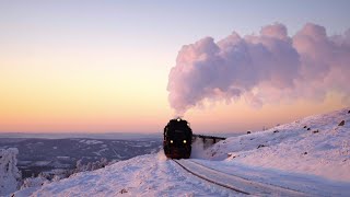 Winterdampf im Harz auf dem Brocken Winter steam train in the snowy Harz mountains HSB 2022 [upl. by Rebma801]