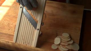 Slicing Potatoes on the Benriner Mandoline [upl. by Andromada]