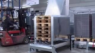 System for depalletizing and destacking of SRS crates Kronfågel Valla Sweden InterSystem [upl. by Ayerdna]