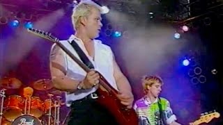 Die Toten Hosen  Köln 18081996 quotBizarre Festivalquot TV [upl. by Neehahs]