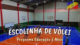 Escolinha de vôlei do Programa Educação é Mais [upl. by Stutman]