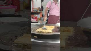 Mughlai Paratha at Netaji Metro Station  Famous Mughlai Paratha [upl. by Alle649]