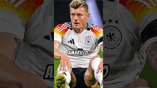 ¿POR QUÉ ALEMANIA USA UNA CAMISETA BLANCA  futbol [upl. by Iroc792]