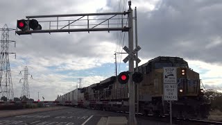 UP 5287 Plaque Locomotive Leads Super Fruit North Power Inn Rd Railroad Crossing Sacramento CA [upl. by Anilat]