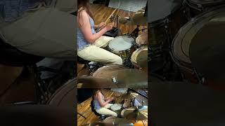 Brianstorm drums drummer drumming cover music rock musica beats live song drum finger 6 [upl. by Ahsinnod973]