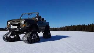 UAZ test bandsats från wheeltracks [upl. by Dorcia]