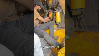 Secondary dorsal filter opening 🚜🛠️youtubeshorts shortvideo viralvideos tending jcb [upl. by Eladnek]