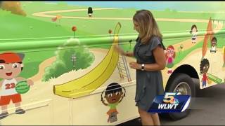 School district promotes healthy lifestyle while helping families in need [upl. by Alphonsa]