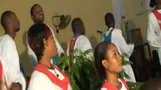 Bana Ngayime  Gloria In excelsis Deo Yoka naino [upl. by Suilenroc]