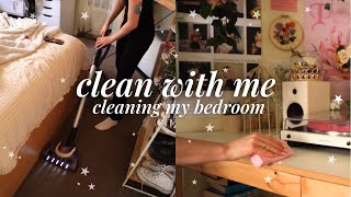 CLEAN MY BEDROOM WITH ME 🧼🧹 room cleaning motivation satisfying aesthetic [upl. by Hepsibah]