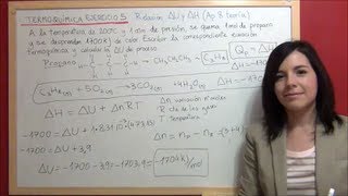 TERMOQUIMICA Ejercicio 5  Calcular la variación de energía interna en la combustión propano [upl. by Lanna]