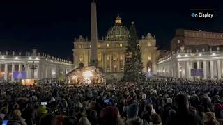 9 dicembre 2023 Piazza San Pietro Inaugurazione Albero e Presepe [upl. by Haletta]