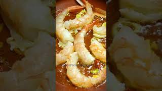 Como hacer gambas al ajillo o gambas al pil pil marisco [upl. by Ydniw]