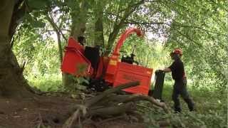 TIMBERWOLF TW 190TFTR WOOD CHIPPER [upl. by Eelimaj]