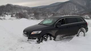 wwwSickCrashcom 2 Intoarcere Audi Q7 cu Vredestein pe zapada mare in prahova wwwSickCrashcom [upl. by Zailer]