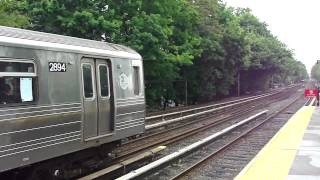 BMT Brighton Line R68A amp R68 B Trains amp R160B Siemens Q Train at Kings Highway [upl. by Sinai838]