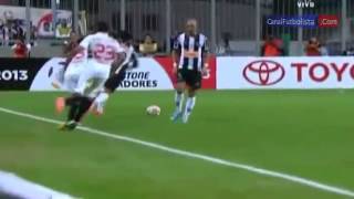 Increible jugada de Ronaldinho  Sao Paulo vs Atlético Mineiro 41 Sao Paulo [upl. by Verdha]