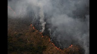 Áncash incendio forestal en el Parque Nacional Huascarán [upl. by Studdard]