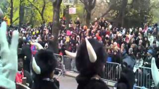 Mannheim Steamroller at Macys Thanksgiving Day Parade 2010 [upl. by Namilus766]