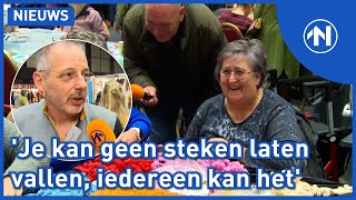 JE KAN ALLES MAKEN Leren breien zonder naalden Het kan bij de handwerkbeurs in Stad [upl. by Nyahs919]