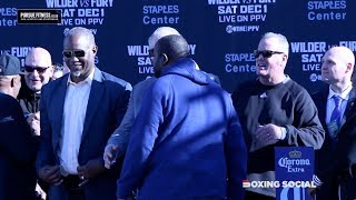 RIDDICK BOWE CONFRONTS LENNOX LEWIS AFTER THEY EXCHANGE WORDS AT HEAVYWEIGHT LEGENDS EVENT [upl. by Roxanna529]