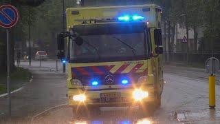 A1 Mobiele Intensive Care Unit 24301 aankomst amp vertrek vanaf het Elkerliek ziekenhuis Helmond [upl. by Okiek]