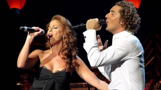 Pastora Soler y David Bisbal en el Royal Albert Hall 260912 [upl. by Nahsyar]