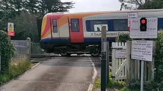 Keysworth Level Crossing Dorset [upl. by Ruperta]