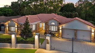 32 Windsor Place Carindale [upl. by Prue]