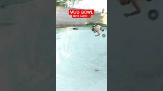 Backside Grind Over Light  Mud Bowl gotpools poolskateboarding poolskating bowlskating [upl. by Blanch309]