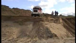 Mein Magirus Mercur 125  Steilabfahrt im Sand [upl. by Schreiber985]