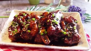 Super Easy Braised Pork Ribs in Oyster Sauce Recipe 蚝油焖排骨 Chinese Pork Recipe [upl. by Oflodor]